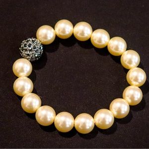 Pearl Expandable Bracelet
